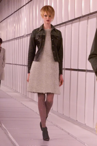 Look 38